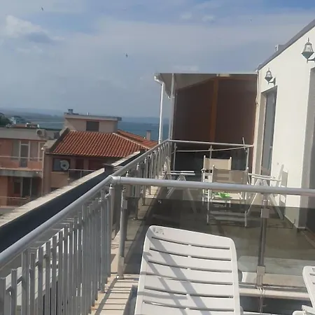 Bay My Ray 3 Apartment